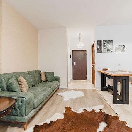Seasons Atmosphere Studio Apartment Brasov Exterior photo