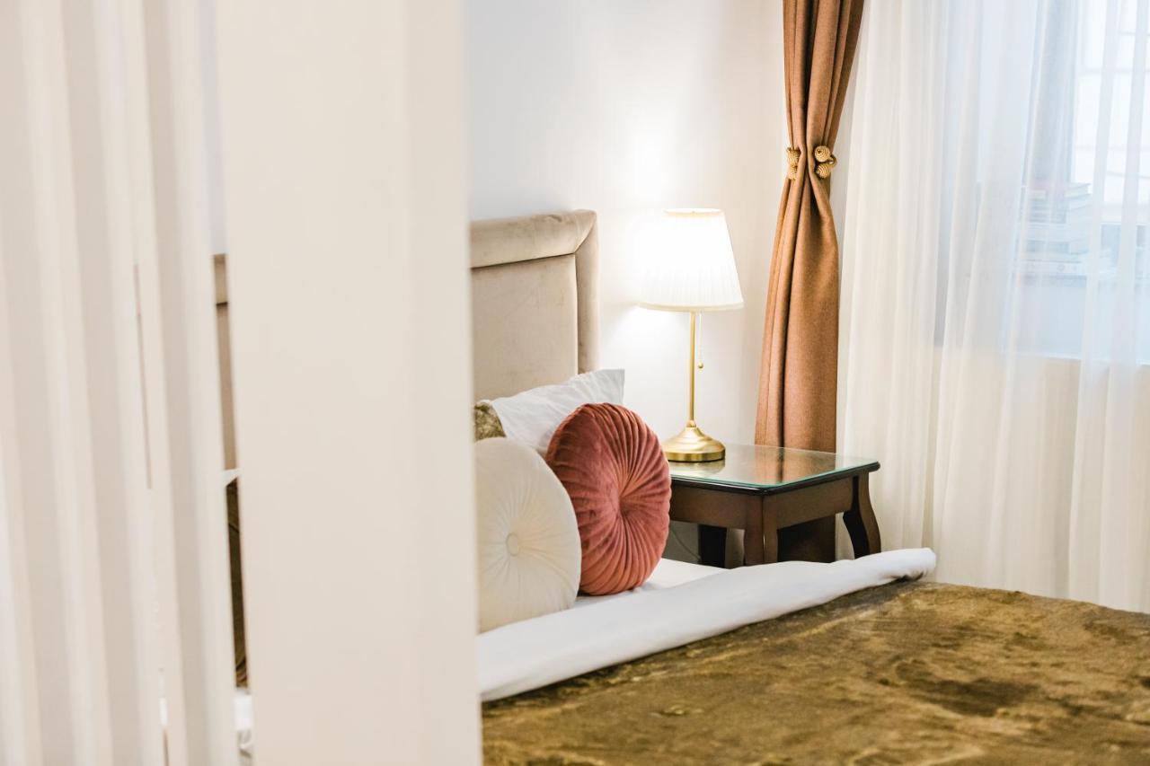 Seasons Atmosphere Studio Apartment Brasov Exterior photo