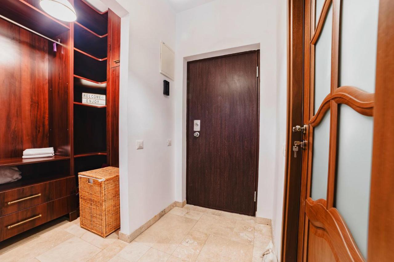 Seasons Atmosphere Studio Apartment Brasov Exterior photo