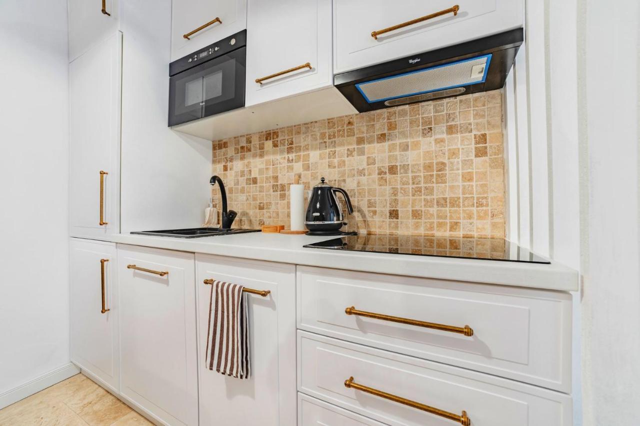 Seasons Atmosphere Studio Apartment Brasov Exterior photo